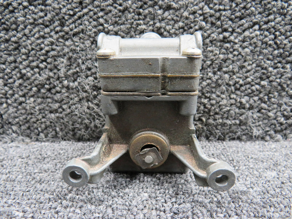 721526 (Use: G721526) Stewart Warner Heater Fuel Pump Assembly (Core)
