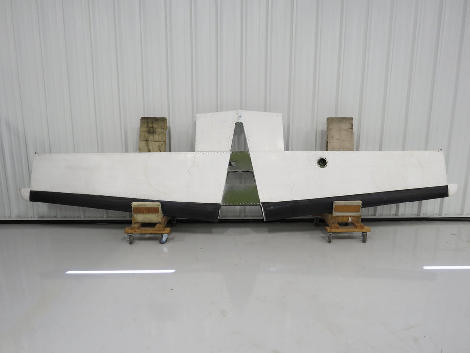 5032000-17, 27S7D5070-11 Cessna 414 Horizontal Stabilizer with Boot