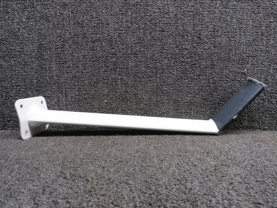LA53325200 (Use: 2841106-14) Columbia LC41-550FG Cabin Step RH