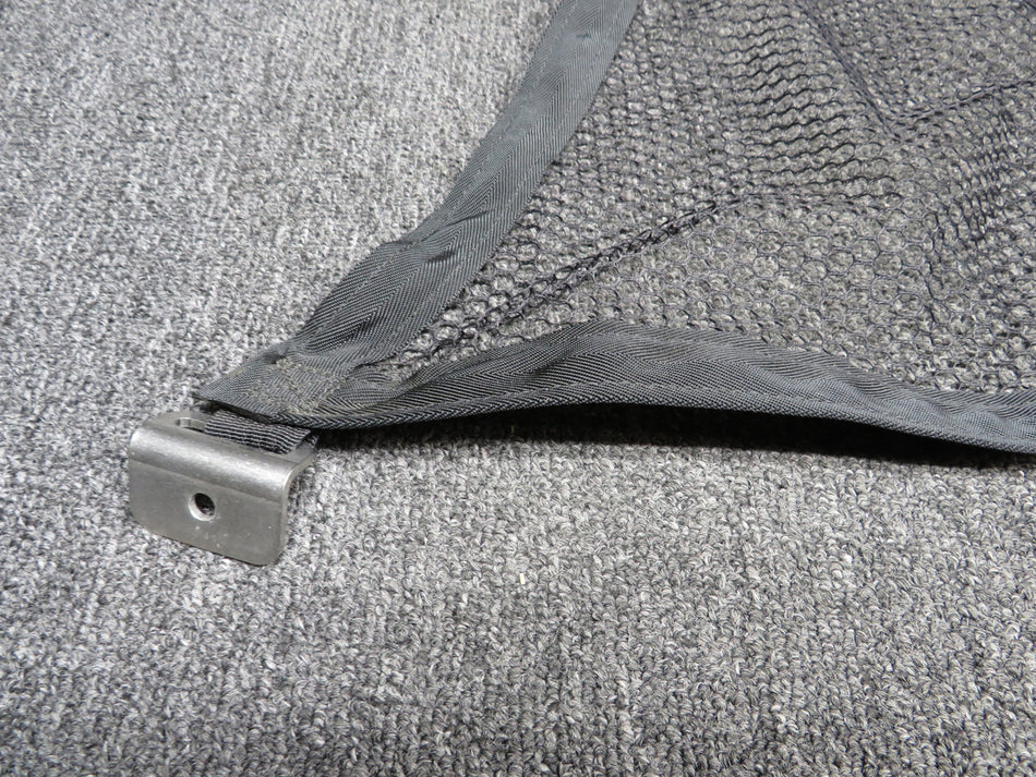 LA53255007 (Use: 2819101-6) Cessna LC41-550FG Hat Rack Baggage Net