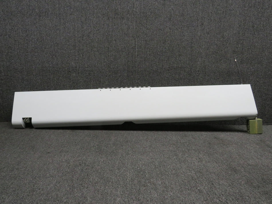 LA57270000-3 (Use: 2824101-1) Cessna LC41-550FG Aileron Assembly LH