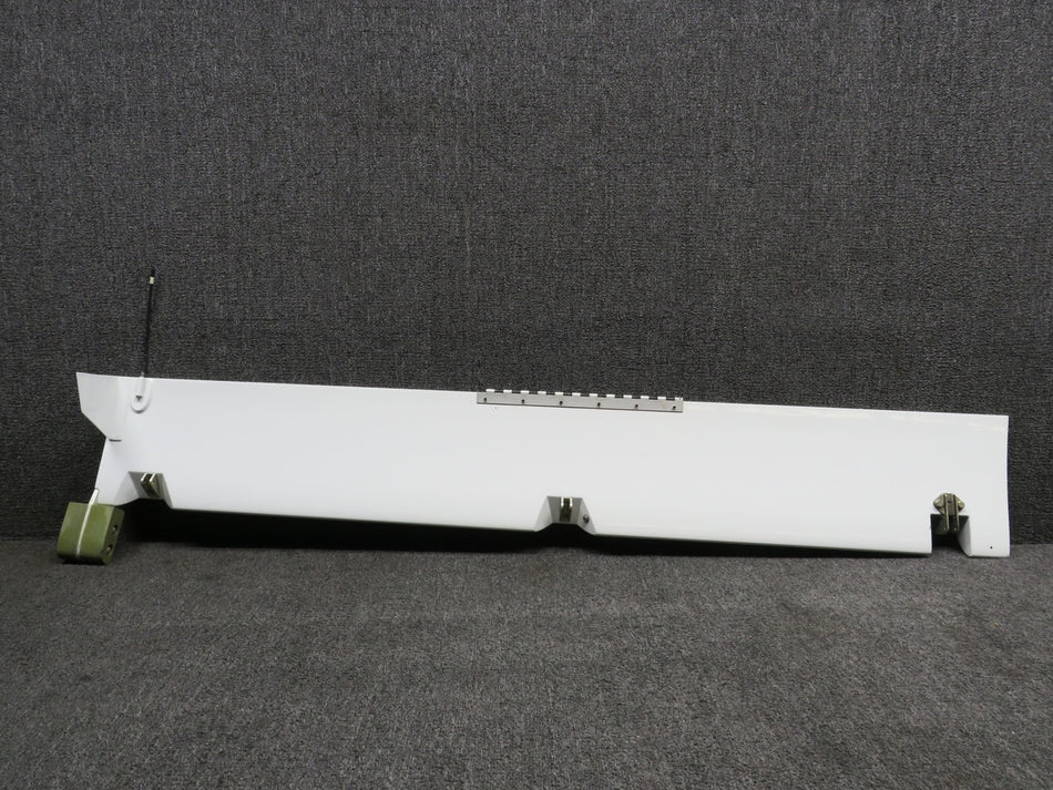 LA57270000-3 (Use: 2824101-1) Cessna LC41-550FG Aileron Assembly LH