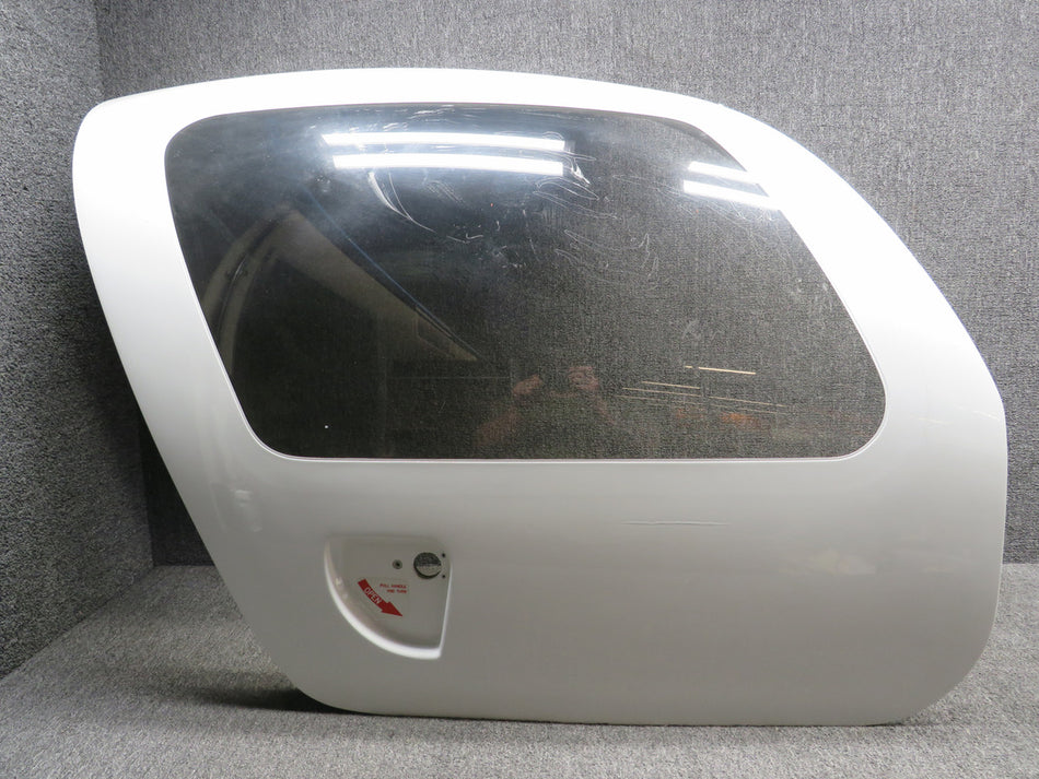 LA52120000 (Use: 2811101-2) Cessna LC41-550FG Cabin Door Structure RH