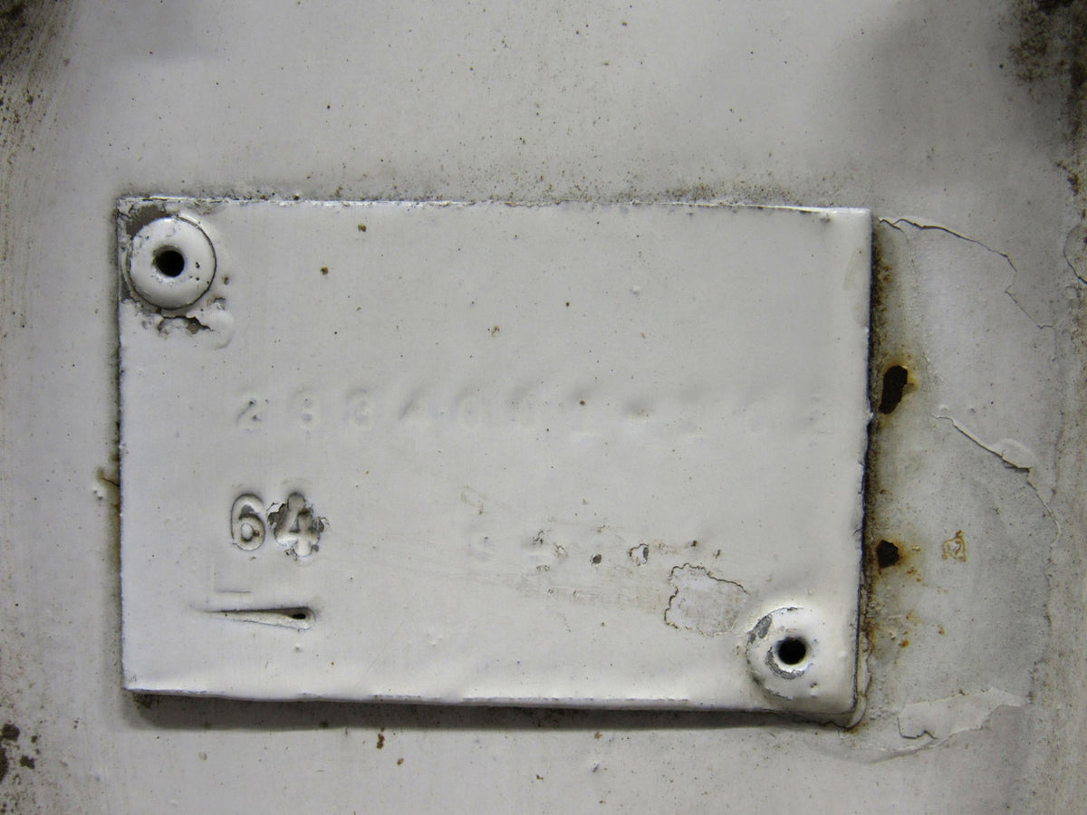 MO060826EC-33MB-VE