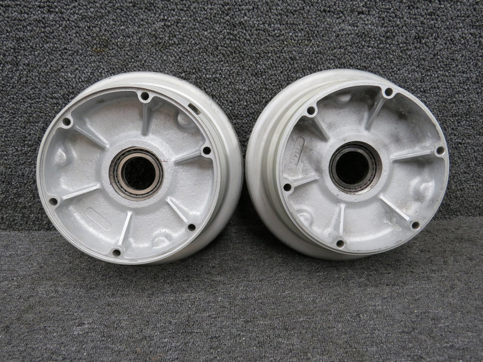 95-30949 (Alt: 530869M) Beechcraft J35 Main Landing Wheel Assembly