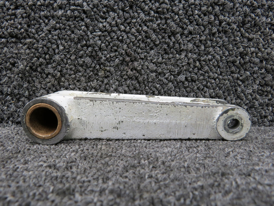 35-825052-2 (Cast: 35-825052) Beechcraft J35 Idler Arm
