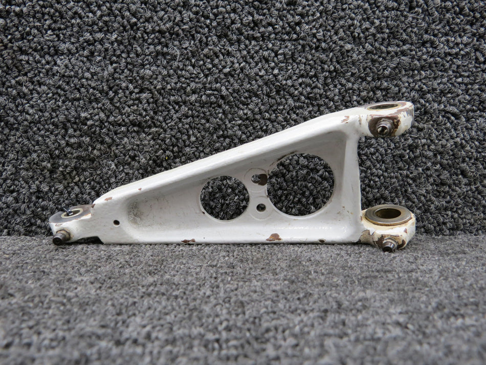 45-815011-4 Beechcraft J35 Main Gear Upper Torque Knee