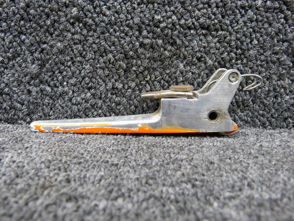 35-400013-1 Beechcraft J35 Outside Cabin Door Handle (No Lock)