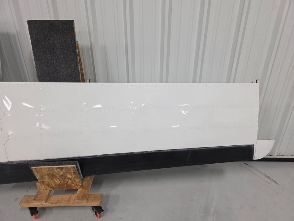 5032000-24 (Use: 5032000-25) Cessna 421B Horizontal Stabilizer