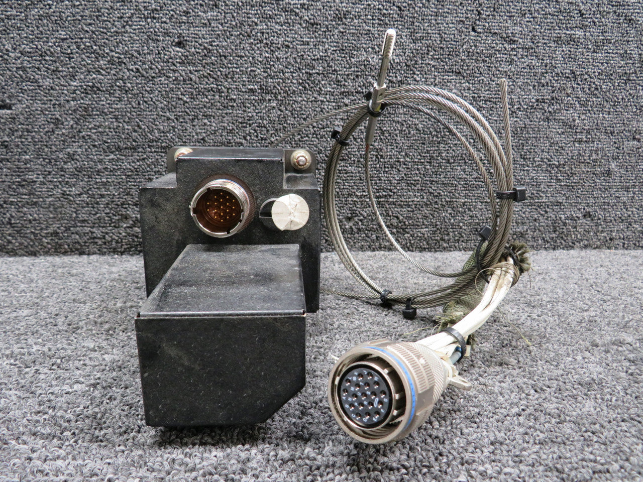 822-1168-022, 622-5735-511 Rockwell Collins SVO-3000 Servo and