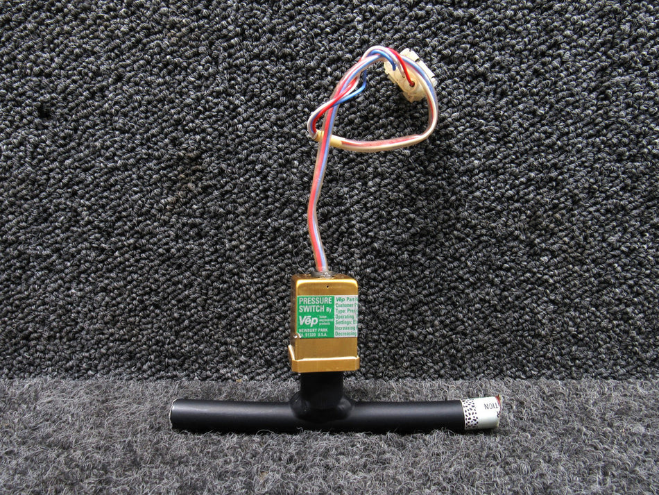 674-3 (Alt: 101-384081-3) Vep Pressure Switch (30V, 5 Amp)