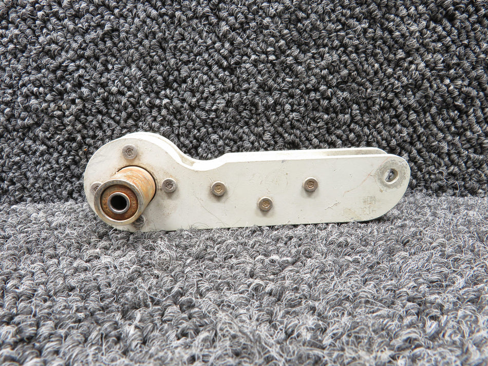913033-000 Mooney M20J Aft Elevator Bellcrank Assy