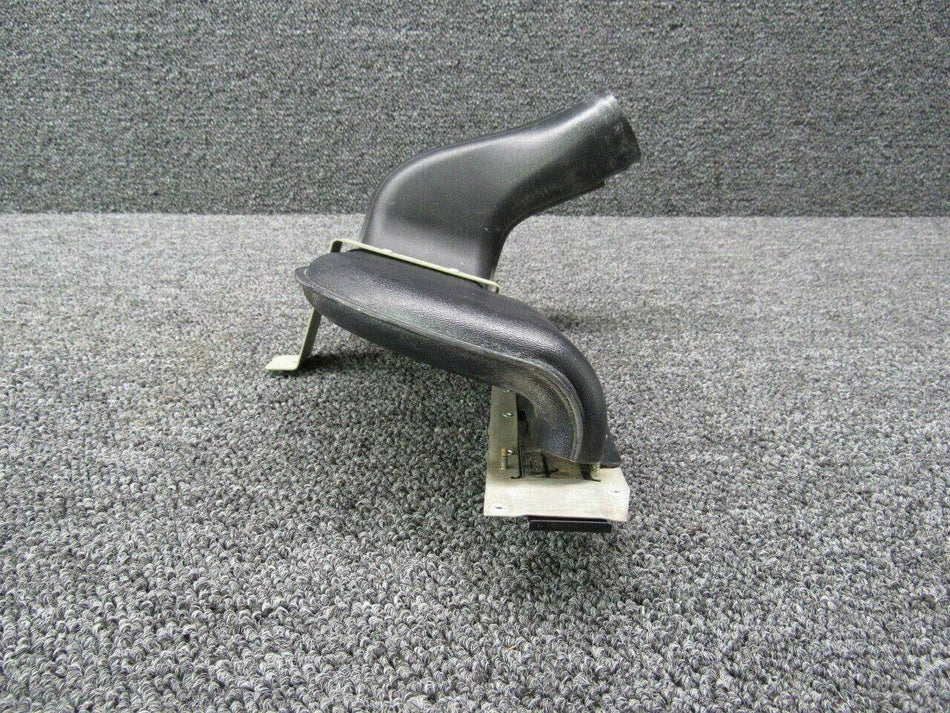 0513580-2 Cessna 172R Defrost Nozzle Assembly RH (DA)