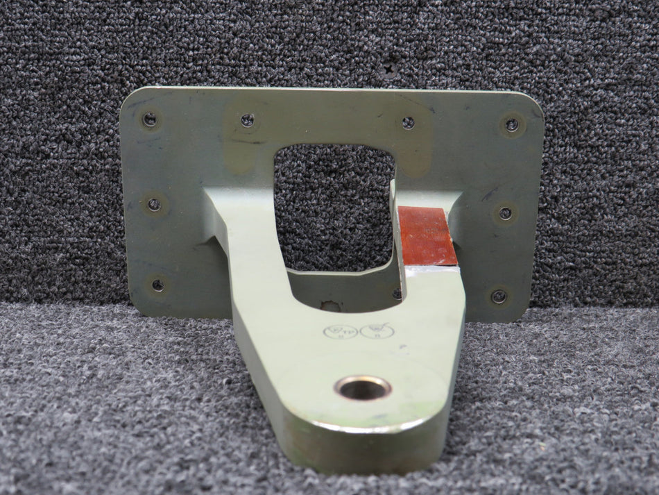 6631105-12 Cessna 560XL Citation XLS+ Attach Lug Assembly RH