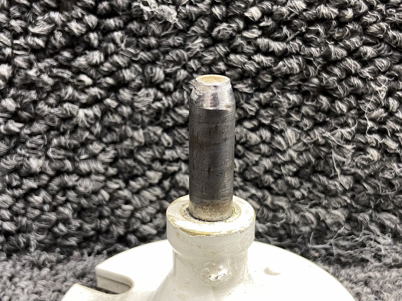 aerosensa 700 中古品 T700A5760002000 Socata TBM-700 Inboard Aileron Hinge Fitting – BAS