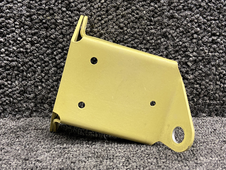 T700A7610058100 Pratt & Whitney PT6A-64 Fuel Control Mounting Bracket
