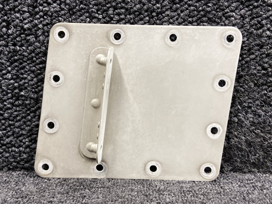 T700A5510045100 (Alt: T700A5510045001) Socata TBM-700 Horizontal Access Door RH