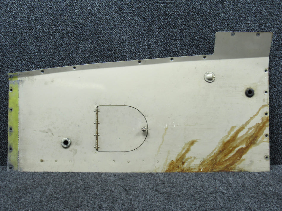 42211-001 Piper PA31-325 Wing Fillet Bottom Access Plate Assembly RH
