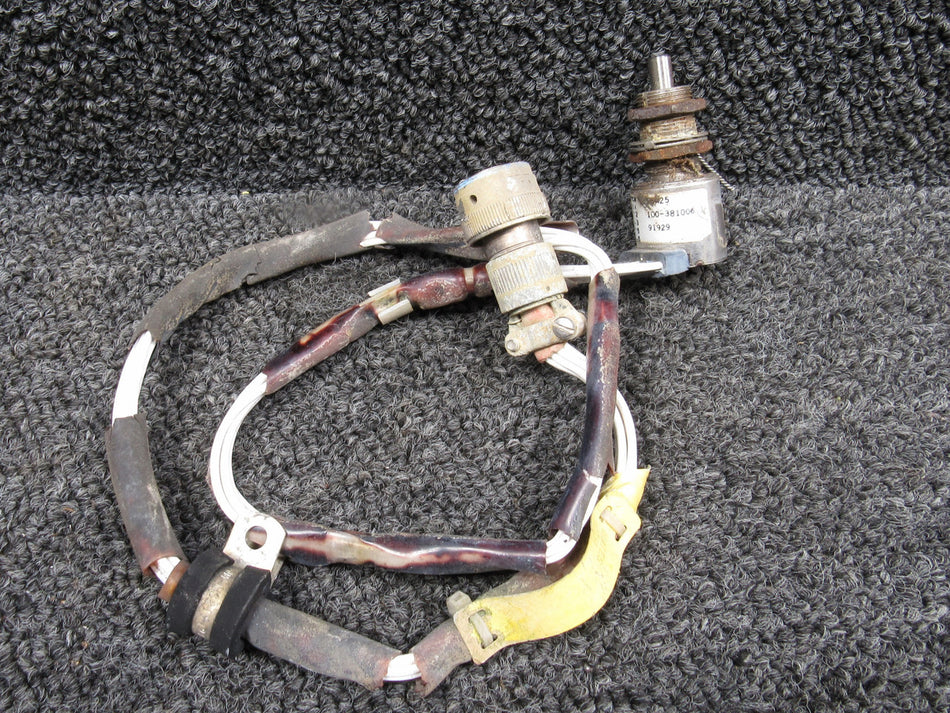1CH25 (Alt: 100-381006-1) Micro Switch Beechcraft KA200 Limit Switch