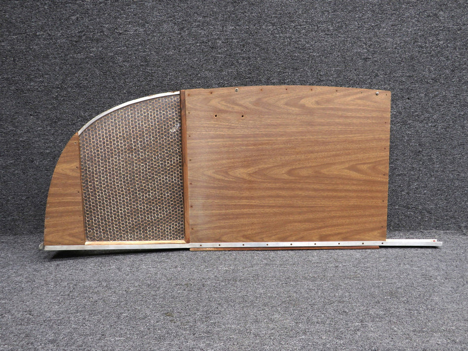 8610-7 Cessna 421 Cockpit Divider Assembly (Less Sign)