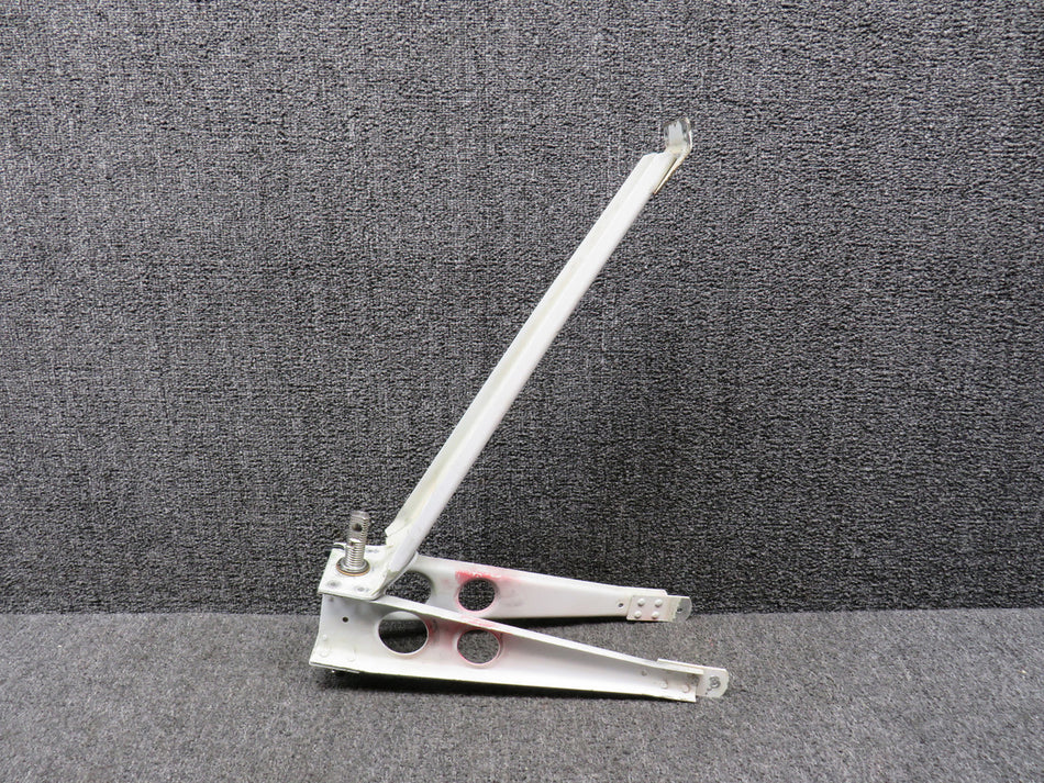 65244-000, 65245-000 Piper PA28-151 Stabilator Trim Support w Shaft and Barrel