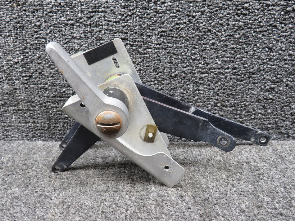65850-000 Piper PA28-151 Engine Control Quadrant Assembly