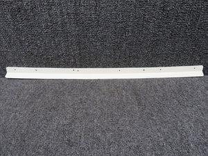 76265-000 Piper PA28-151 Middle Window Retainer Top LH
