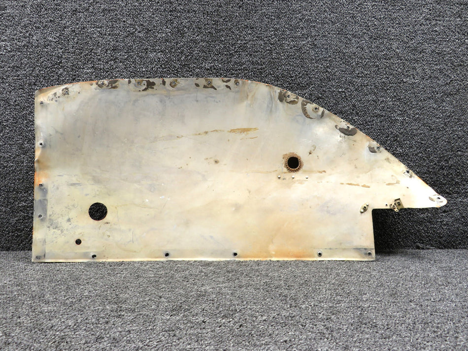 0823413-27 Cessna 310J Lower Wing Tip Tank Fairing LH