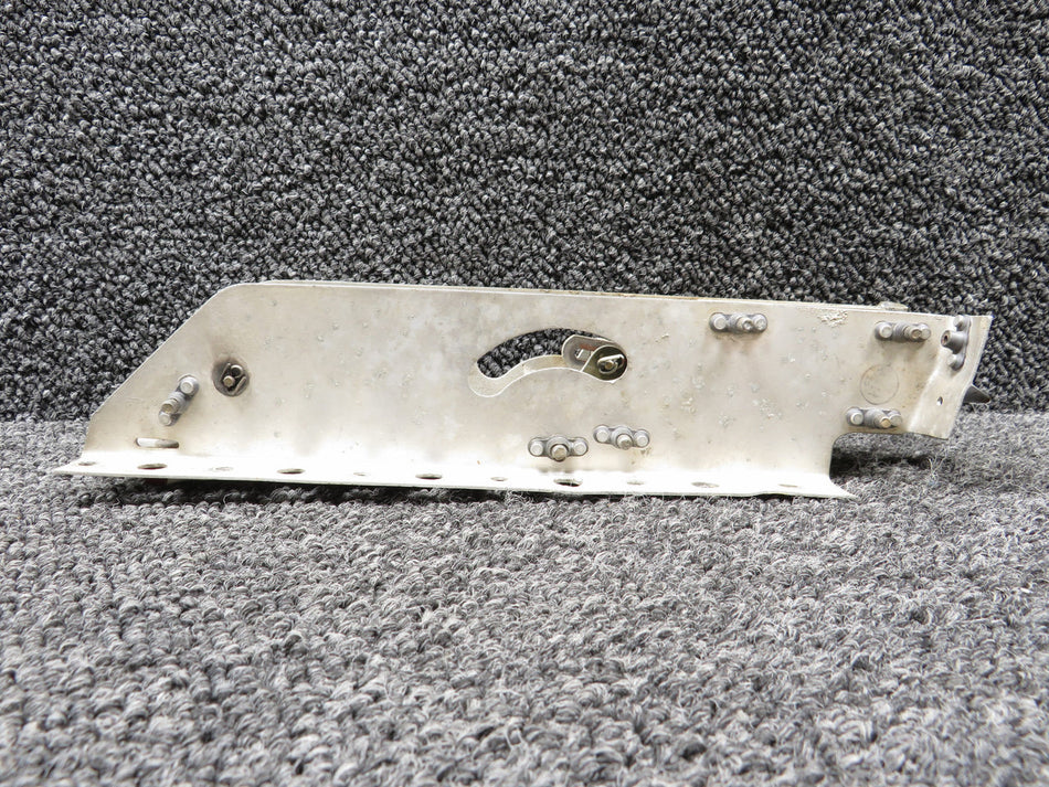 0851781-18 Cessna 401A Nacelle Baggage Door Latch Assembly