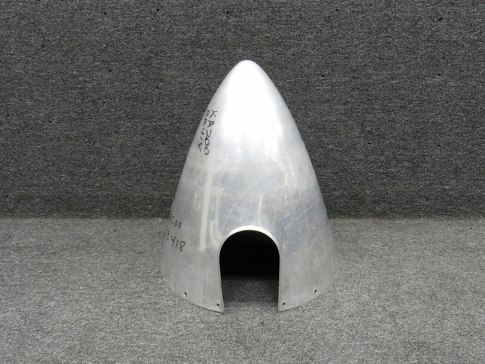C3004P McCauley Three Blade Spinner Dome