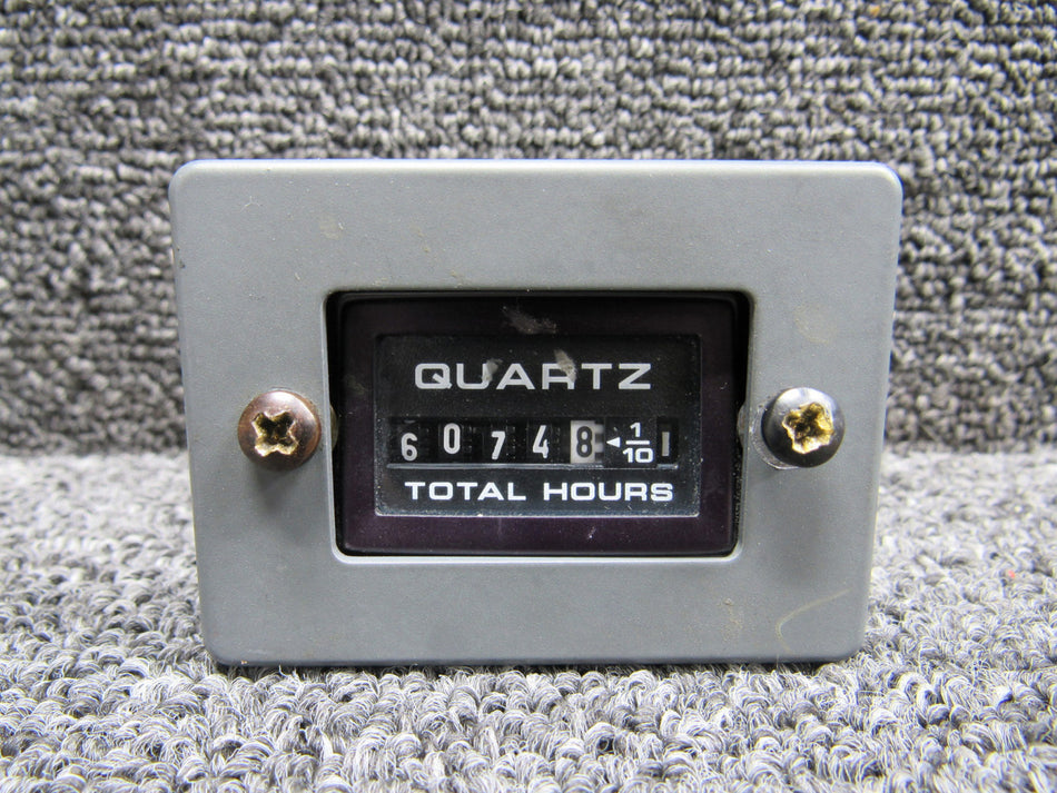 85071 (Alt: C664503-0104) Cessna Quartz Hour Meter Indicator (Hours: 6074.8)