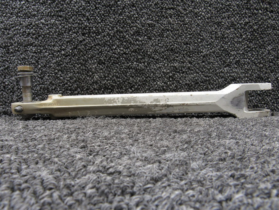 0841102-4 Cessna 310G Main Landing Gear Side Upper Link