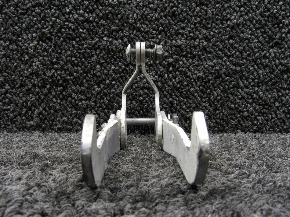 0841140-5, 0841140-6 Cessna 310G Main Gear Uplock Assembly