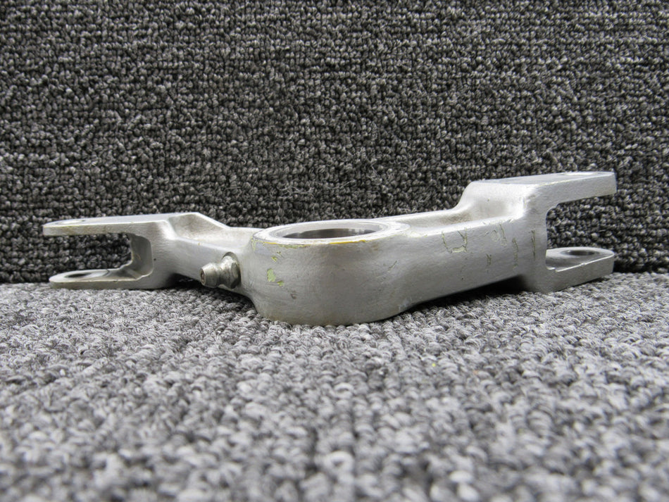 010A-39218-11 Mitsubishi MU-2B-40 Main Landing Gear Crank Assembly