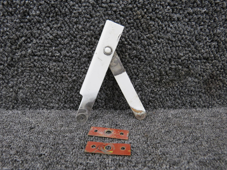 43506-501 Rockwell 114 Baggage Door Stop Assembly