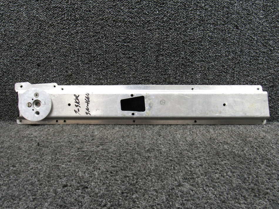 0812877-2 Cessna 310R Aft RH Inboard Seat Support Assembly