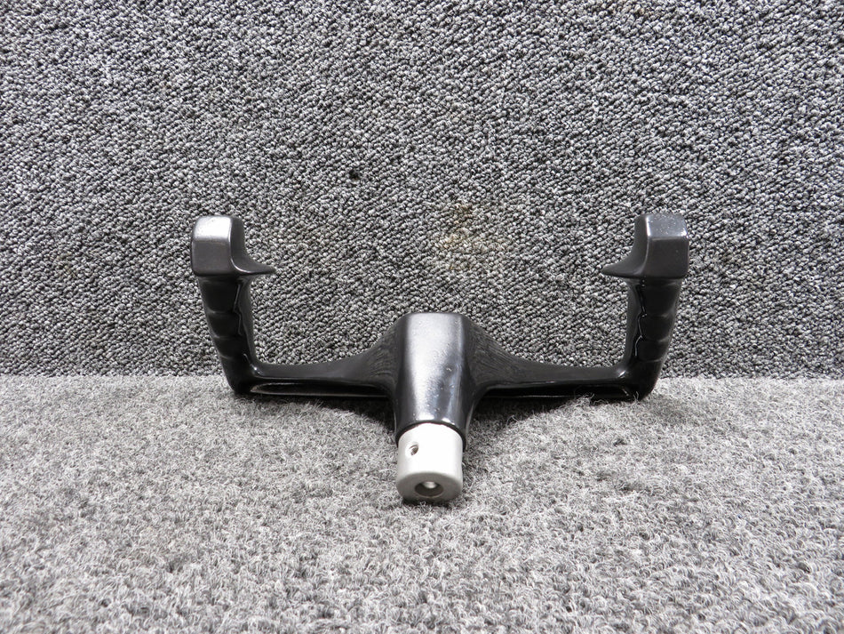 1270681-4 Cessna 182N Co-Pilot Control Wheel Assembly RH