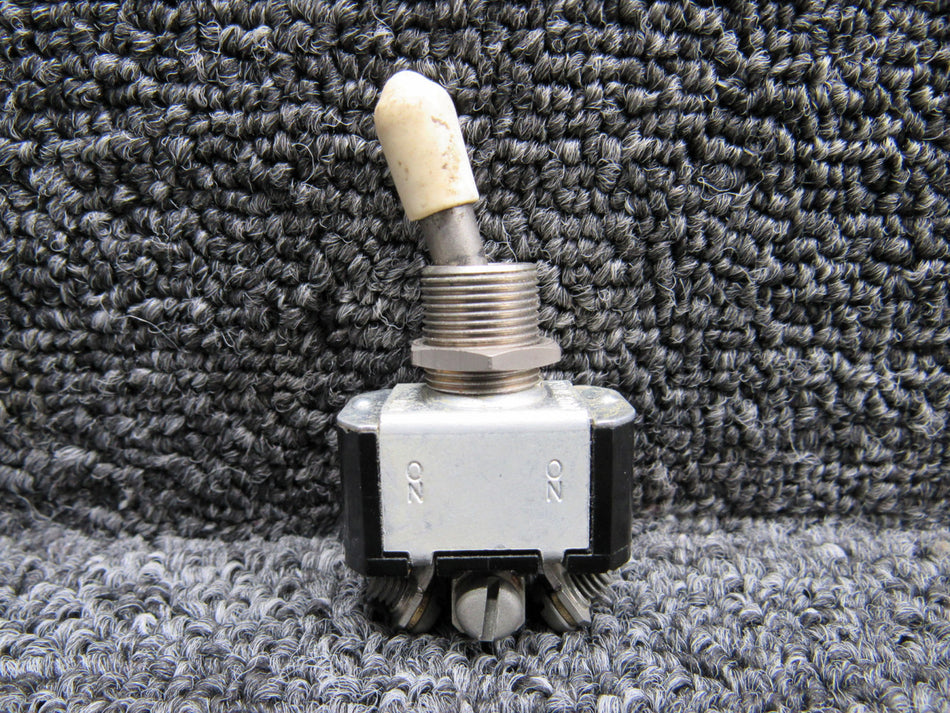 8804K13 (Alt: MS35058-26) Cutler-Hammer Toggle Switch
