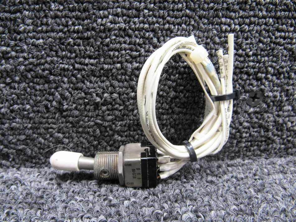 8869K4 (Alt: MS90311-231) Eaton Toggle Switch