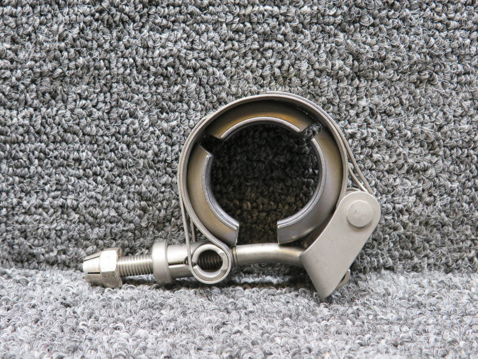 MVC69370AP100 Aeroquip Clamp Assembly