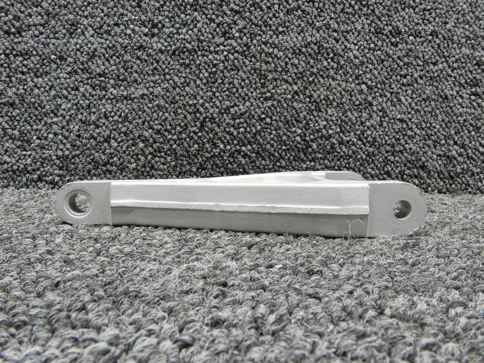 106762-002 (Cast: 31806) Piper PA23-250 Landing Torque Link (Less Bushing)