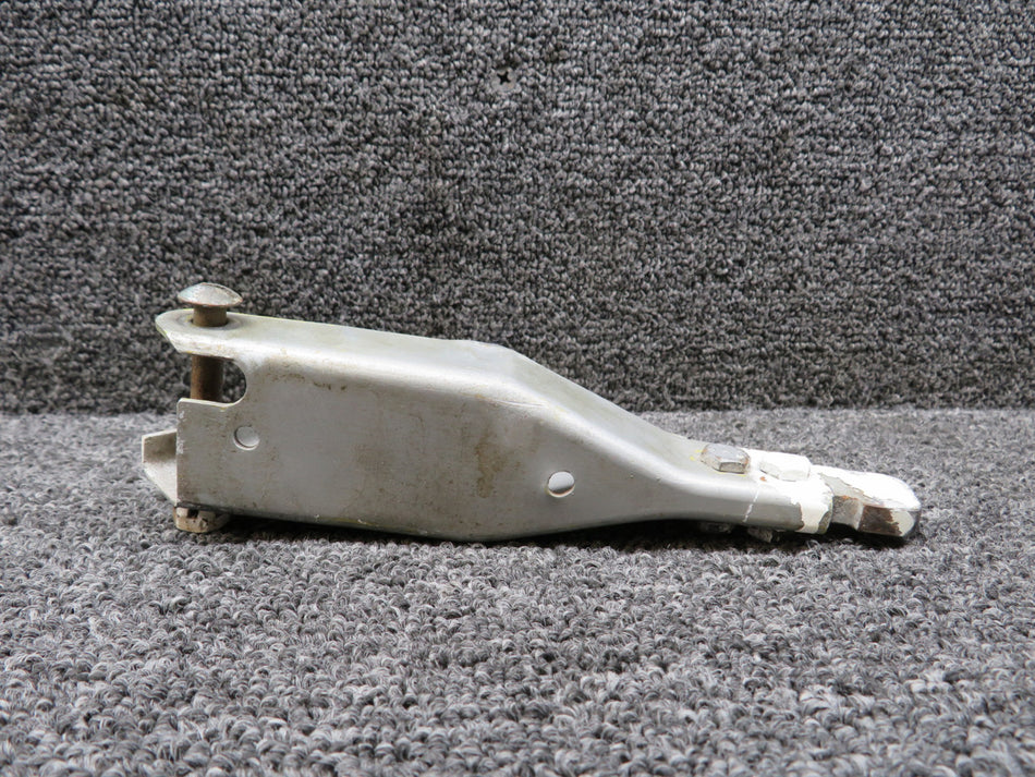 35-815077-1 (Alt: 35-815077-15) Beechcraft Main Gear Uplock Bracket Assembly RH