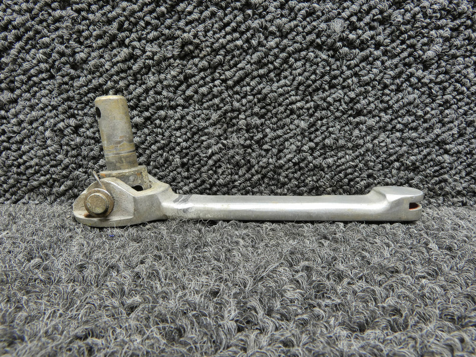 0811893-7, 5111518-1 Cessna 414A Upper Cabin Door Outer Handle Assembly