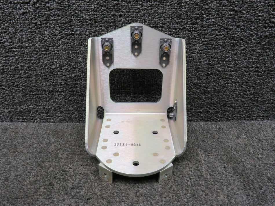 27121-001 Cirrus SR22 Rocket Tube Mounting Bracket