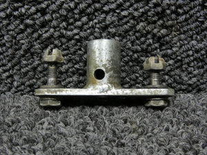 AV0470 Cessna 401 Cabin Door Latch Arm