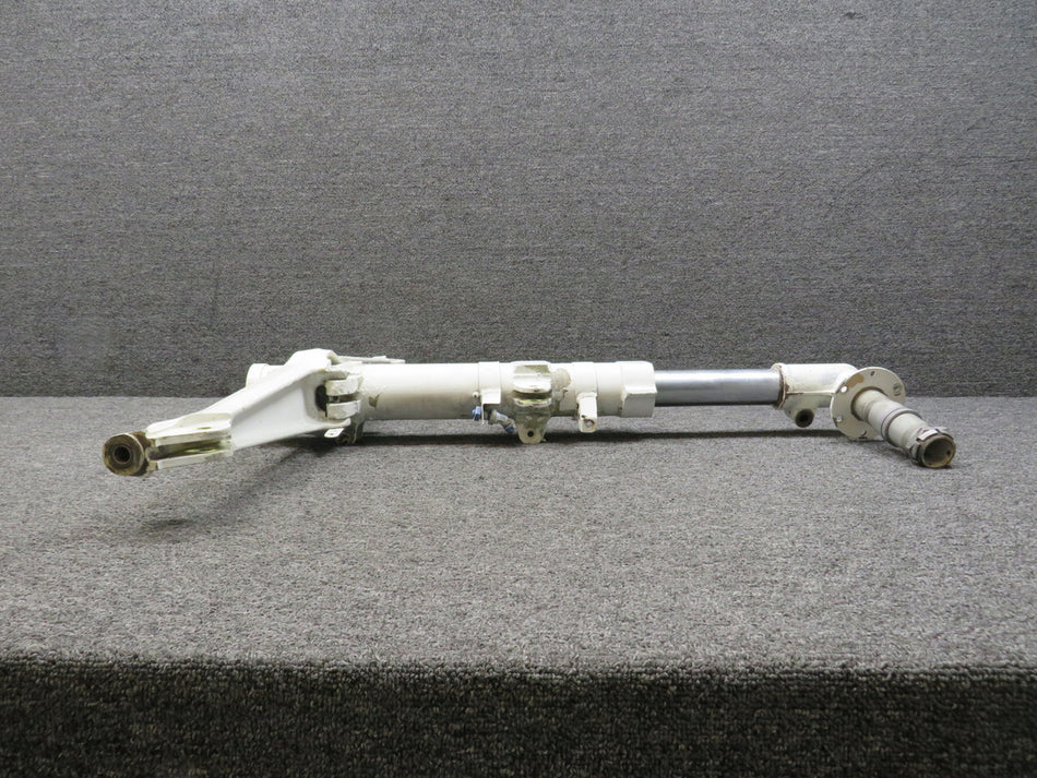 95-810002-618 Beechcraft B55 Main Landing Gear Assembly RH