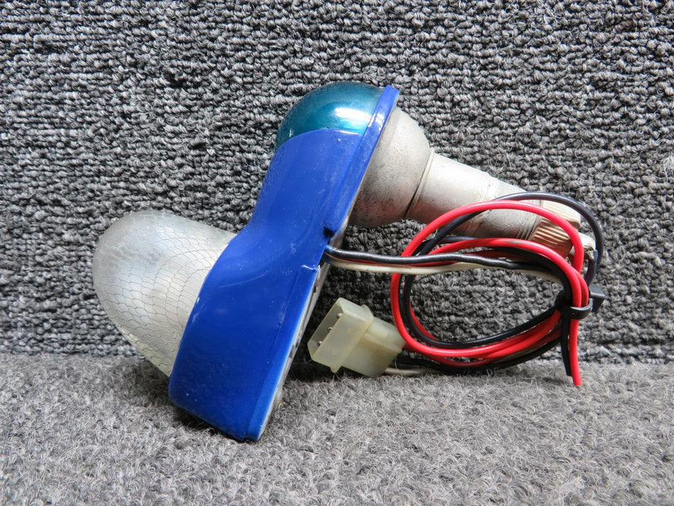 C622001-0201 Cessna T337G Navigation and Strobe Light Assembly RH
