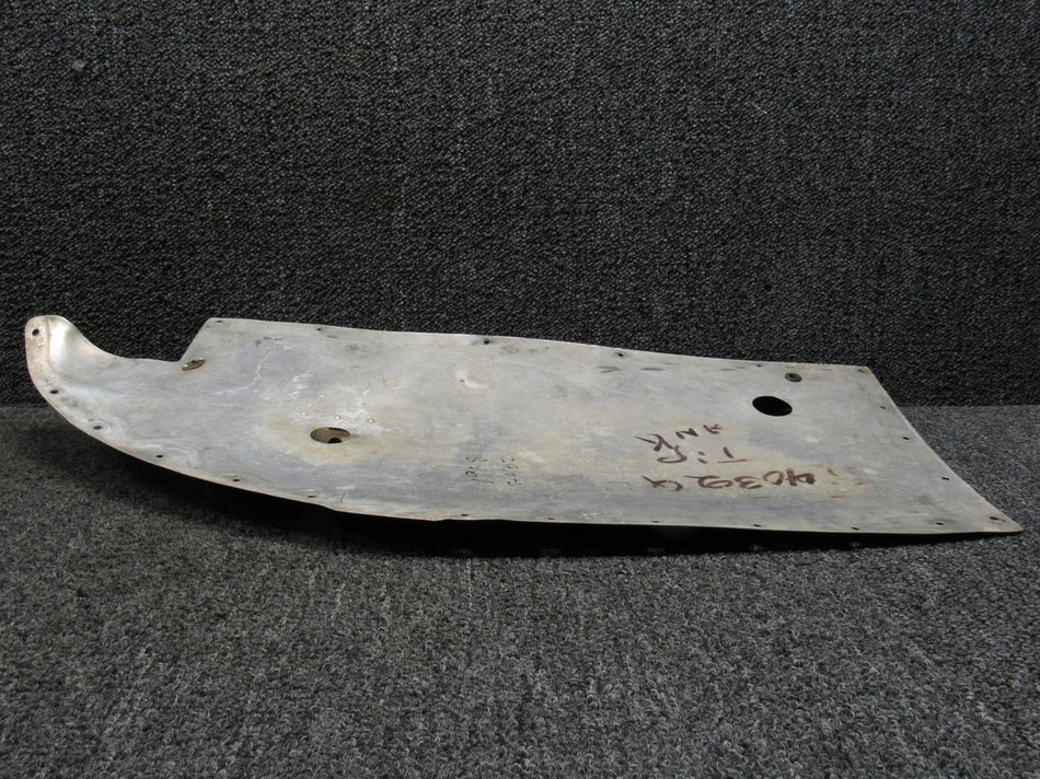 0823413-31 Cessna 402 Lower Wing Tip Tank Fairing LH