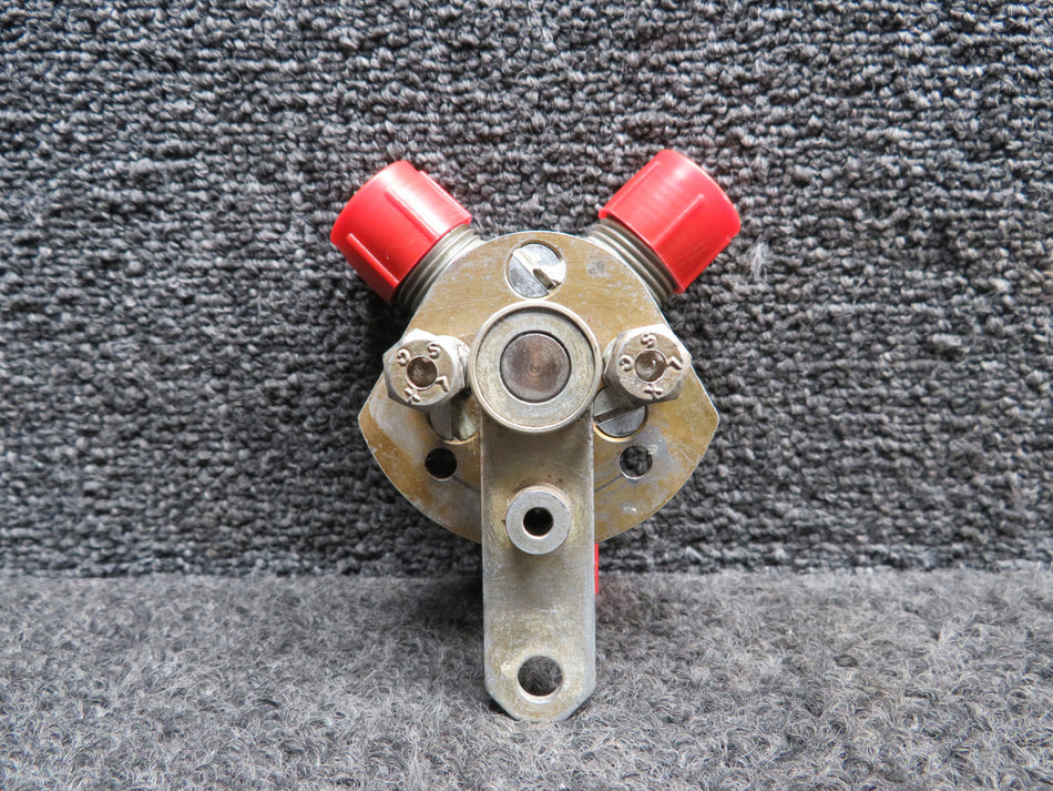 C291505-0102 Cessna T337G Airborne 1H38-4 Fuel Valve Assembly with Brackets