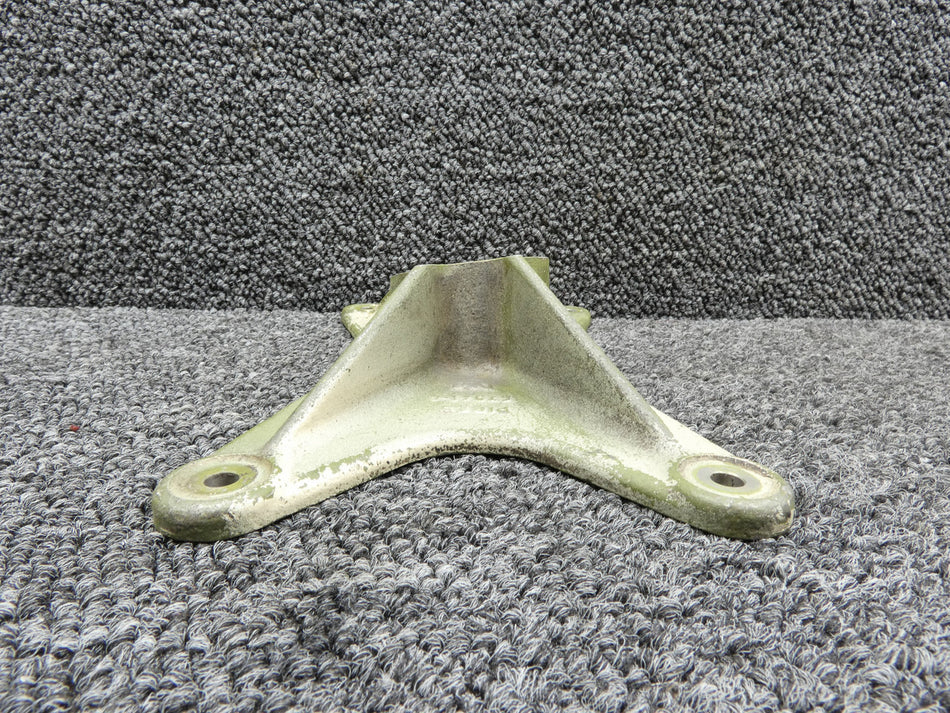 67041-4 Piper Main Landing Gear Forward Trunnion Fitting RH